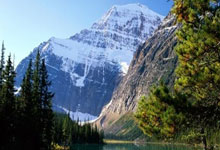 优德体育:4-0!中国队大胜,21岁锋霸梅开二度,3人破门,球迷欢呼庆祝.